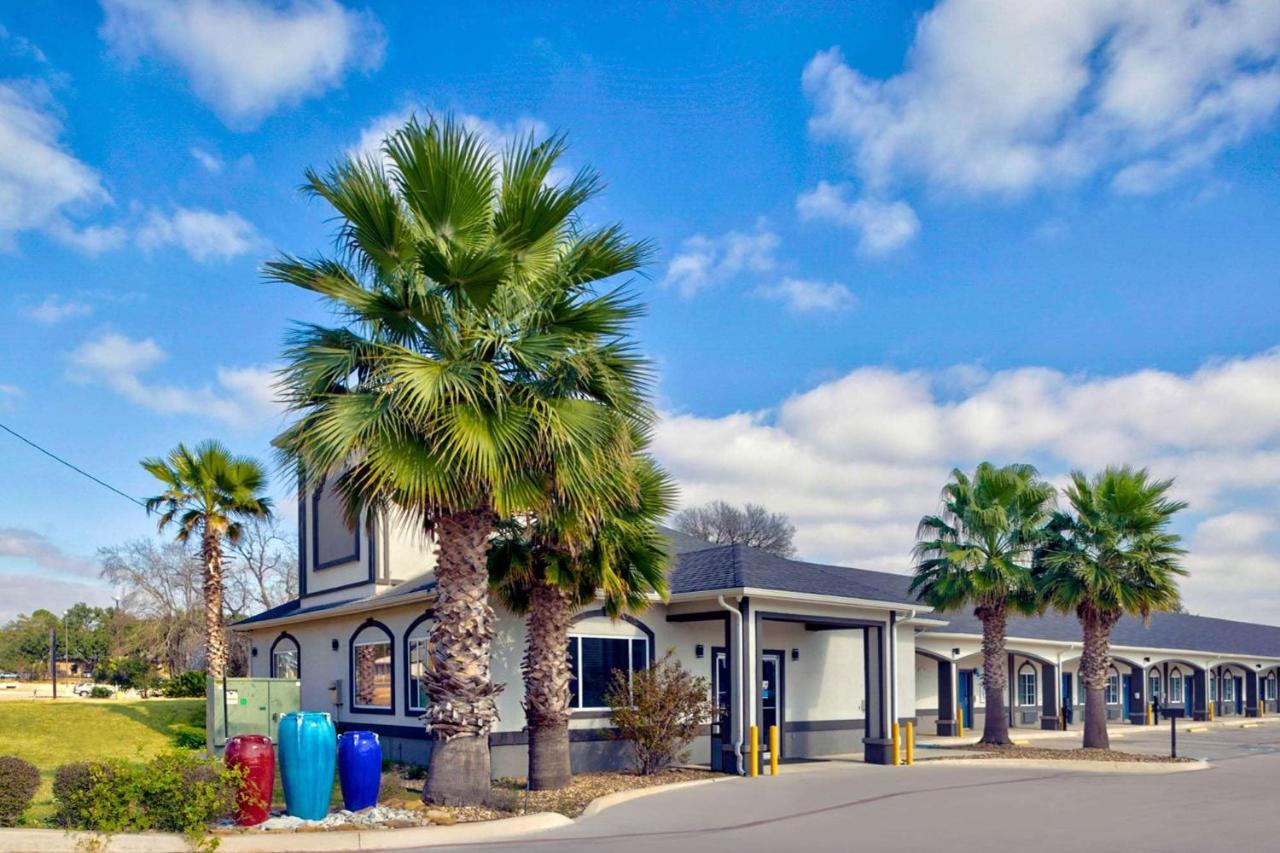 Studio 6-Pleasanton, Tx Exteriér fotografie